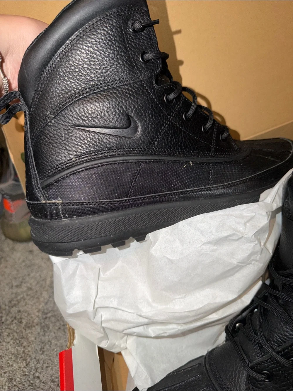 Nike Woodside II